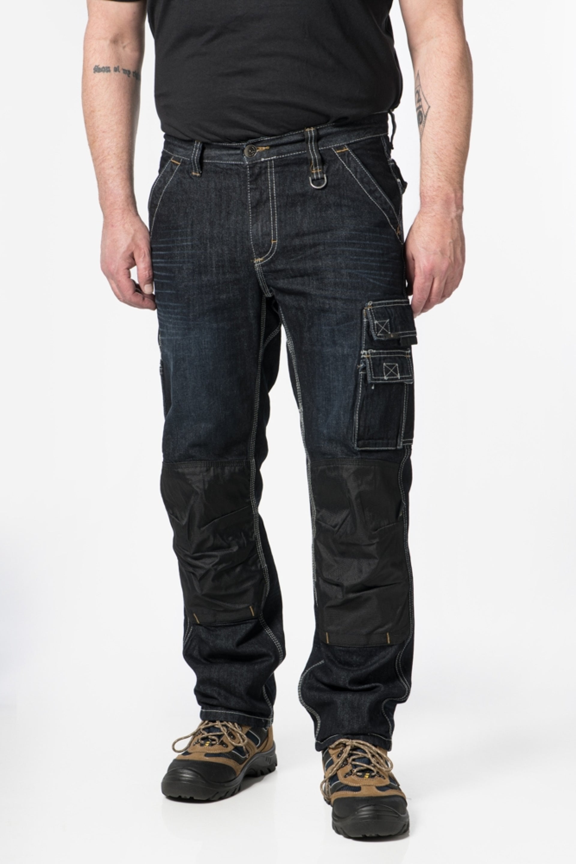 Sander Pants - Men - A82 - Denim - Dark Blue